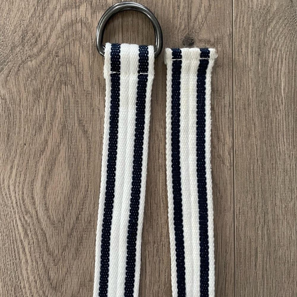 Express White and Navy Striped Adjustable Belt Size 32